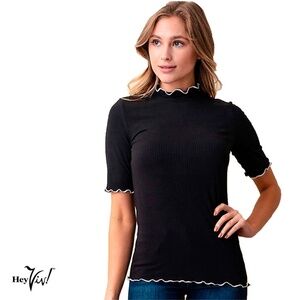 Black Ribbed Knit Top w Wavy White Contrast Trim Size Small - Hey Viv
